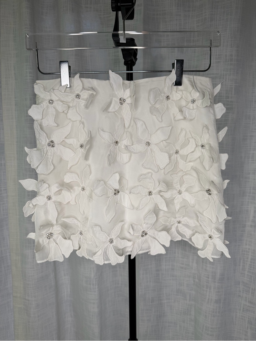 Zara White Floral 3D Appliqué Mini Skirt